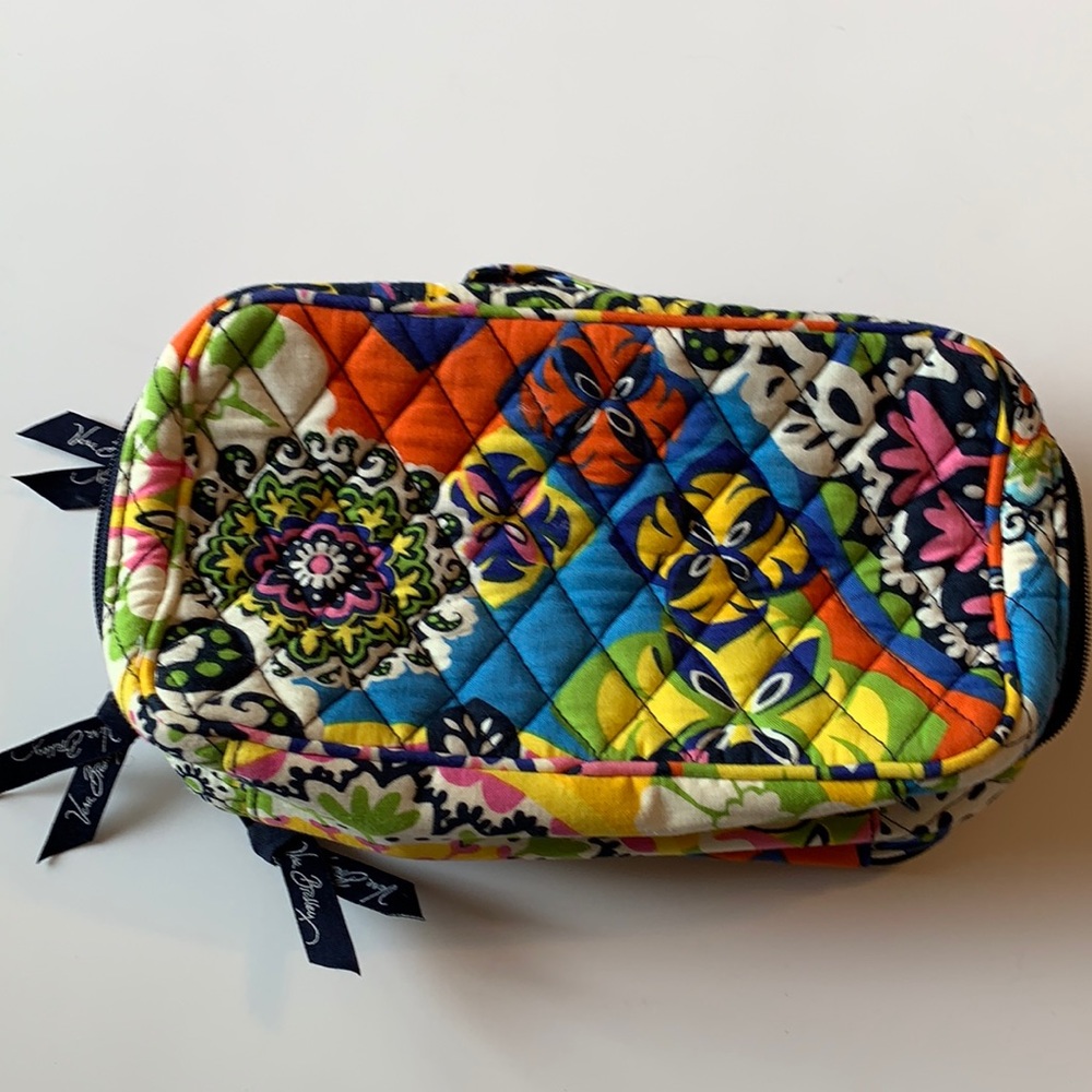 Vera Bradley Retired pattern -Rio Make up bag
